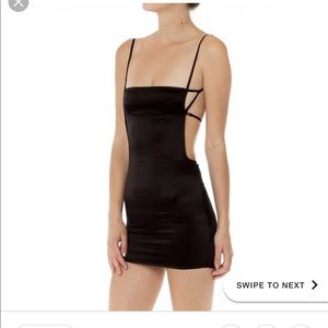 Are you am I DUPE black miss dress